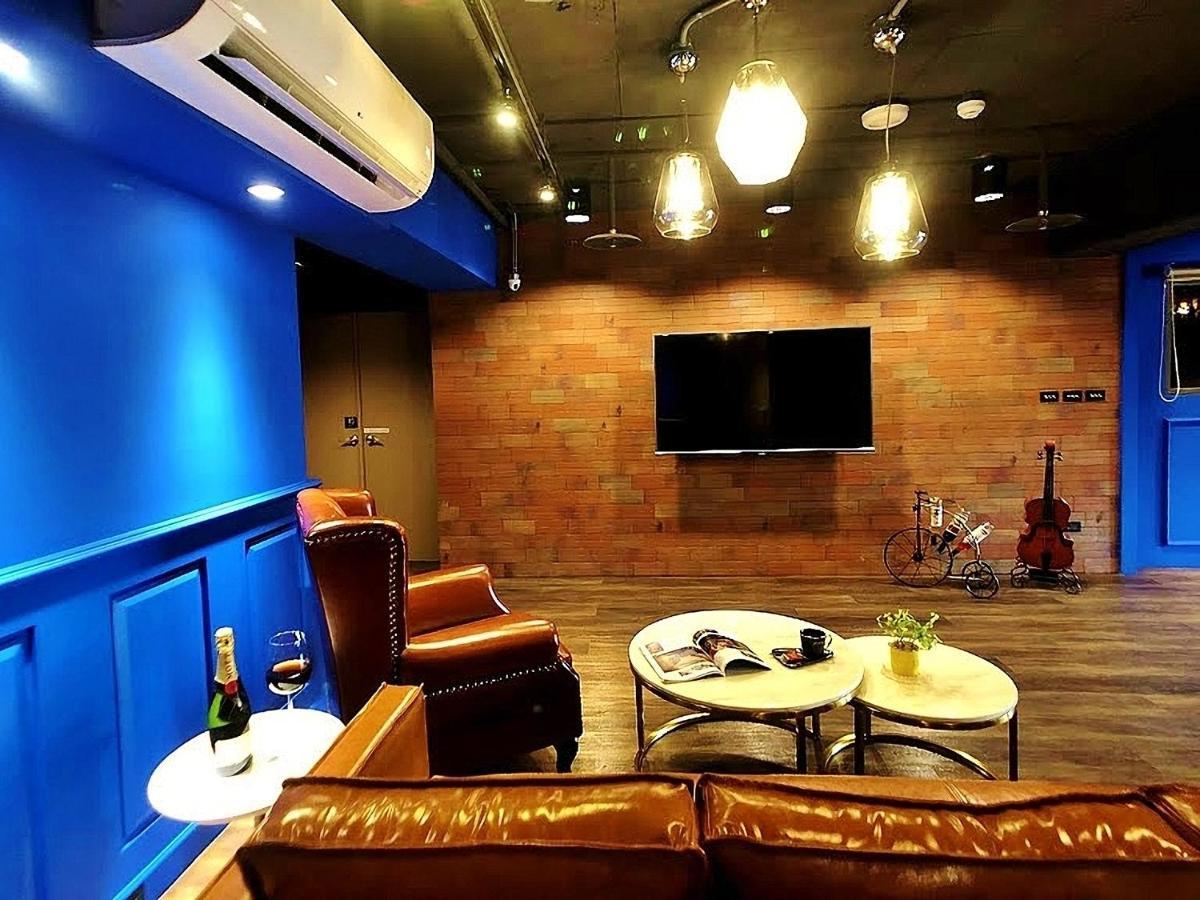 Journey Town Inn ไทเป ภายนอก รูปภาพ